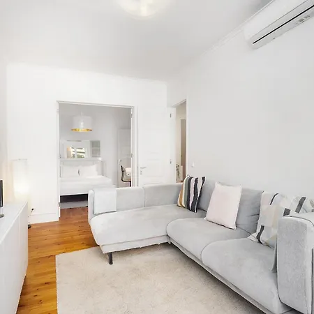 Apartamento Whome Mid-term Marvel: Your Away From